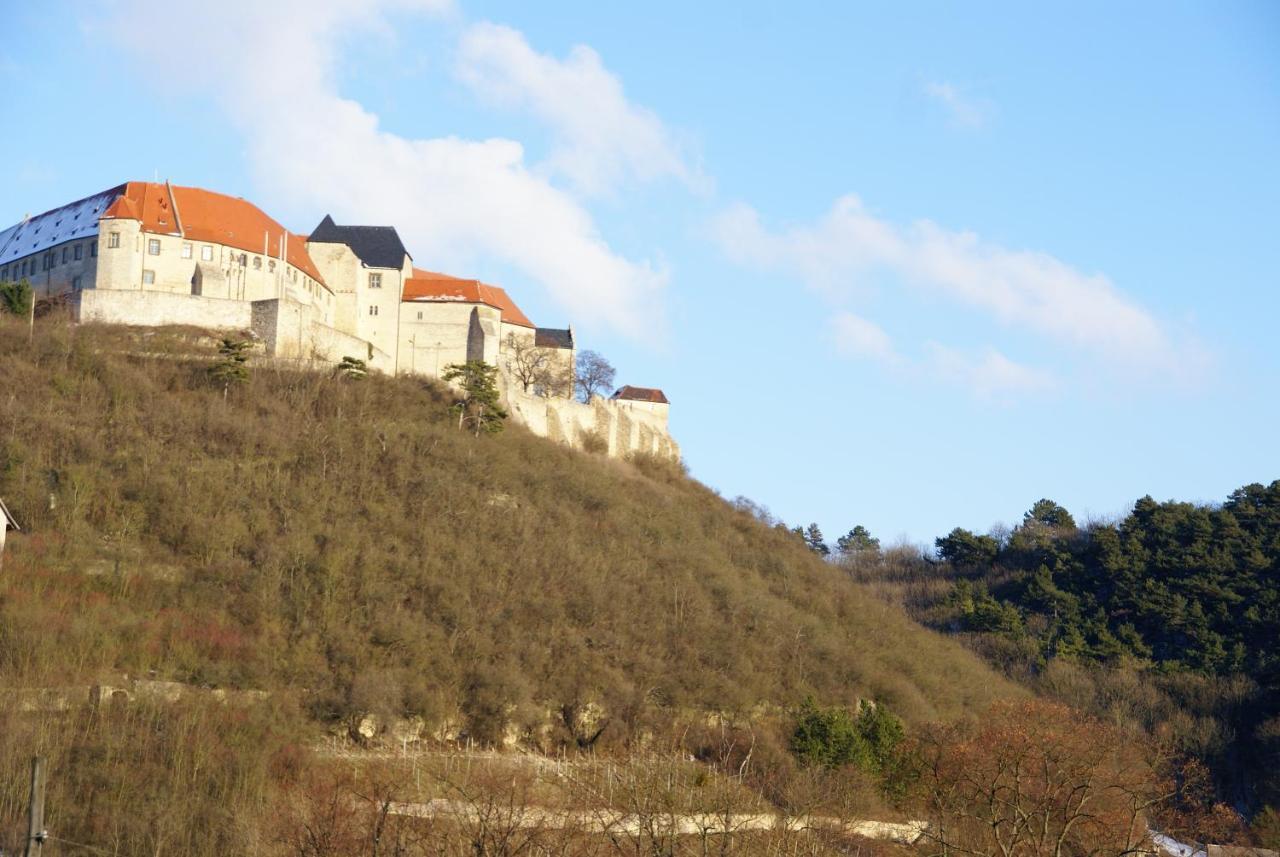 Warias Hotel & Restaurant Braunsbedra Exterior photo